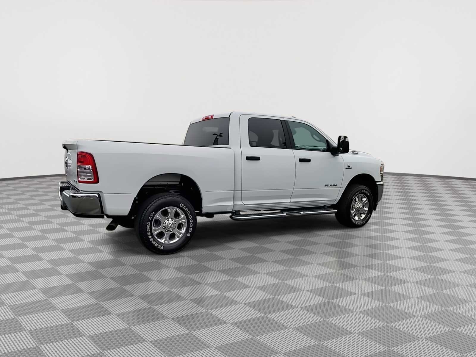 Used 2024 RAM 2500 Big Horn image 8