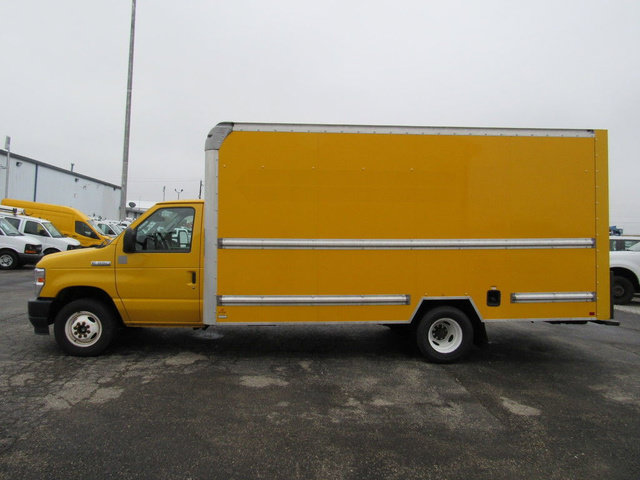 Used 2022 Ford E-350 and Econoline 350 Super Duty RWD image 6