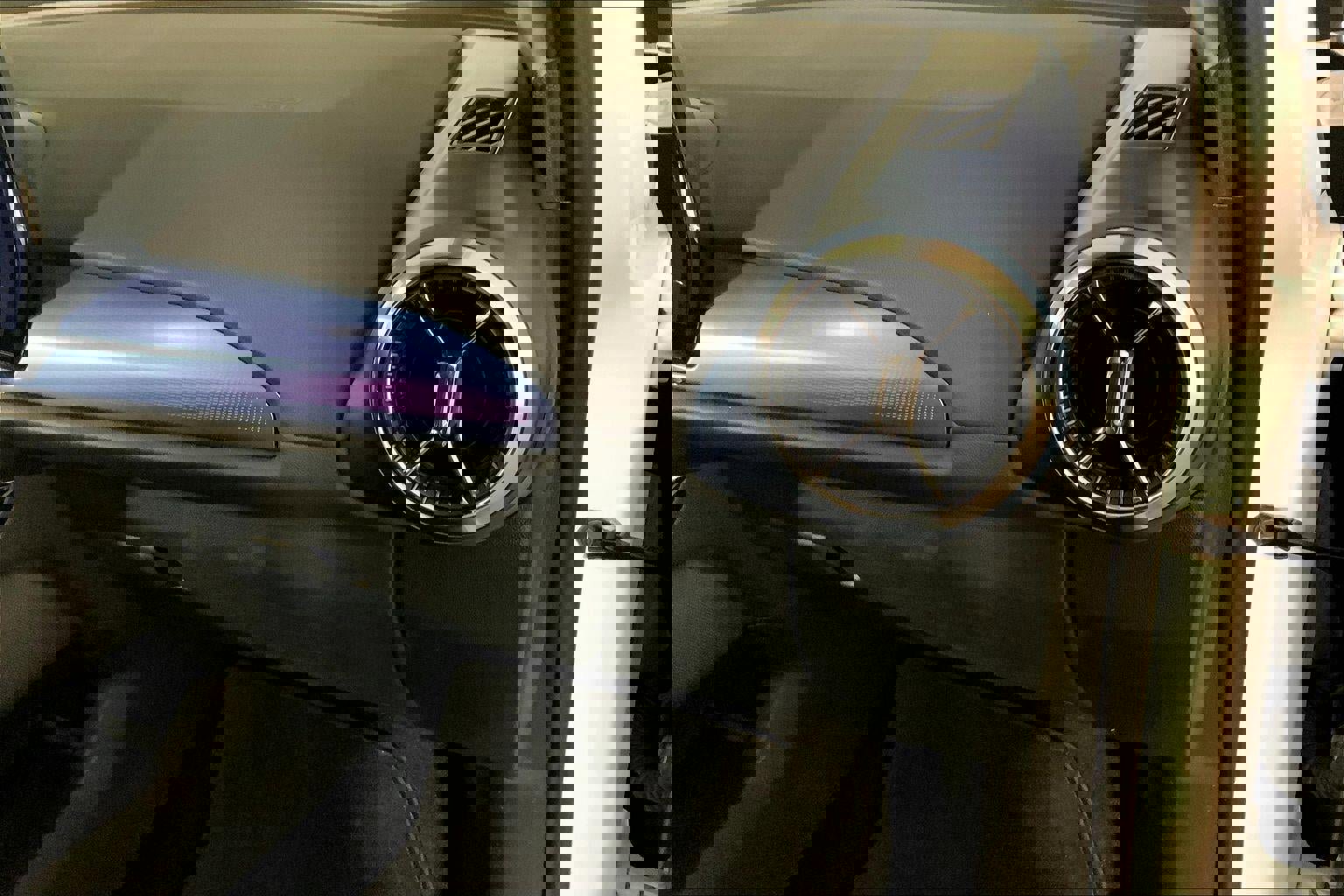 Used 2025 Chevrolet Equinox EV LT w/ Convenience Package FWD image 15