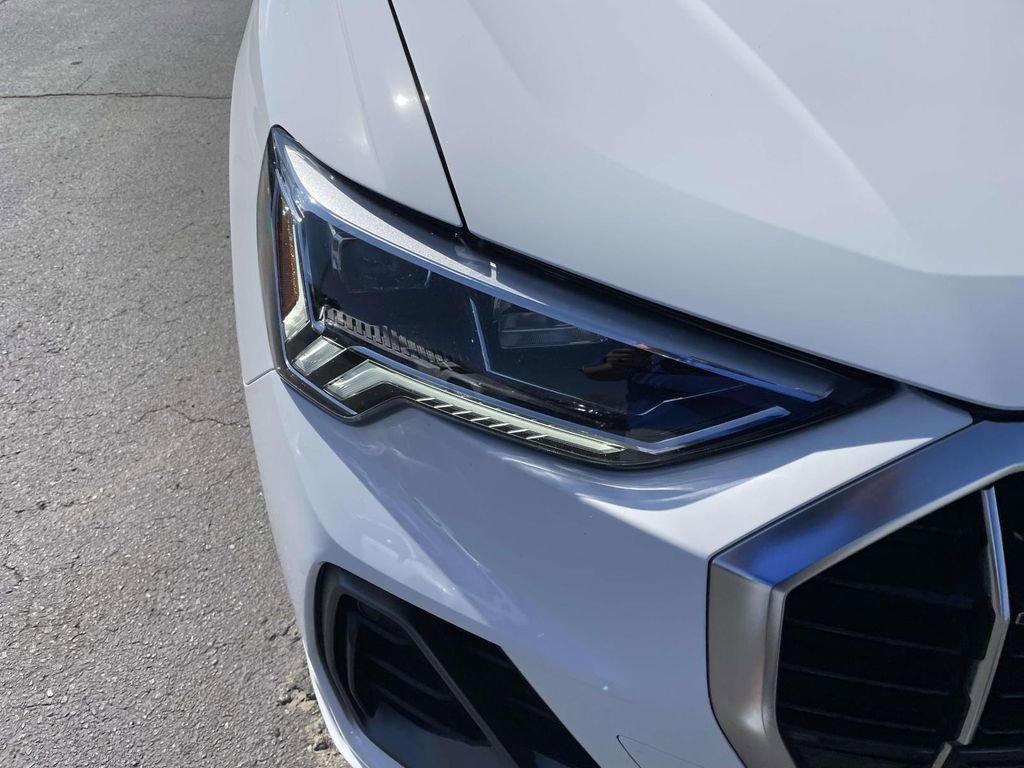 Used 2023 Audi Q3 2.0T Premium image 16