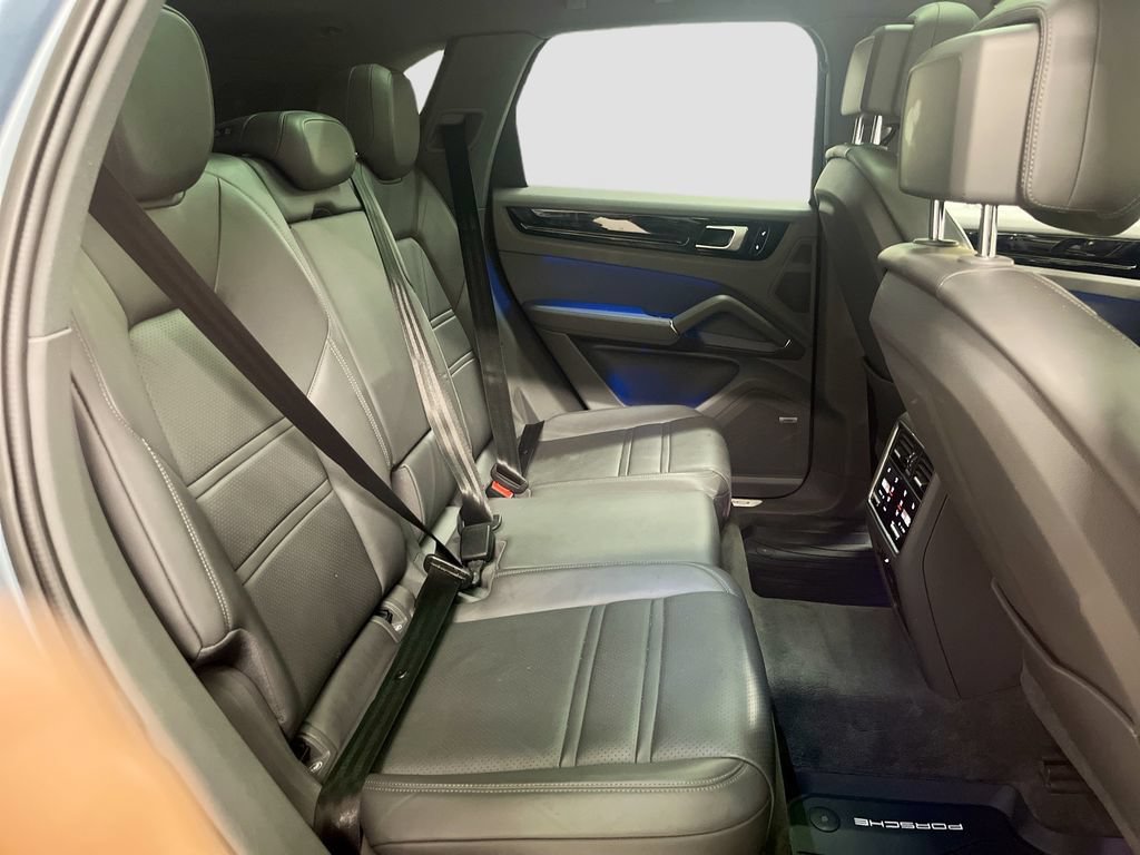 Certified 2019 Porsche Cayenne AWD/4WD image 27