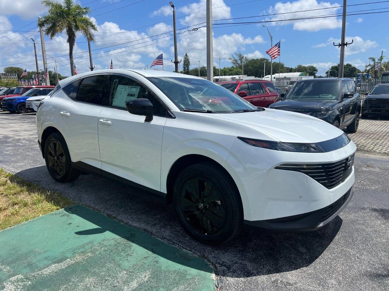 Used 2025 Nissan Murano SV FWD image 4