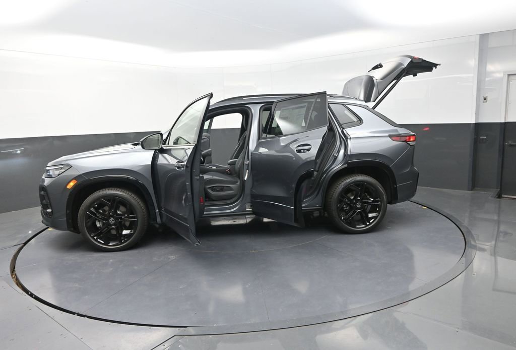 New 2026 Volkswagen Tiguan SE R-Line image 30