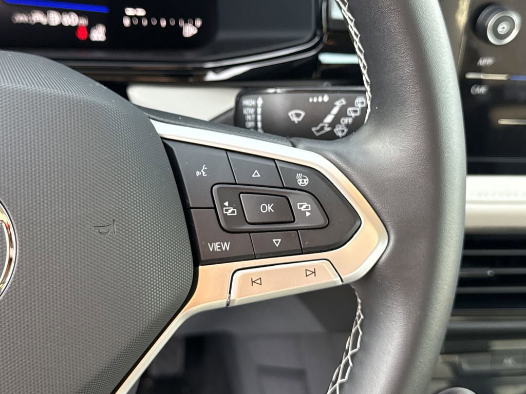 Used 2025 Volkswagen Taos S image 26