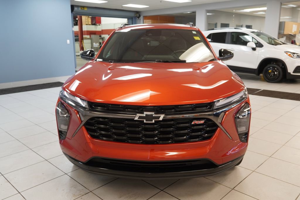 Used 2024 Chevrolet Trax RS w/ Driver Confidence Package image 14