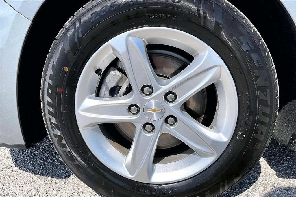 Used 2024 Chevrolet Malibu LT FWD image 9