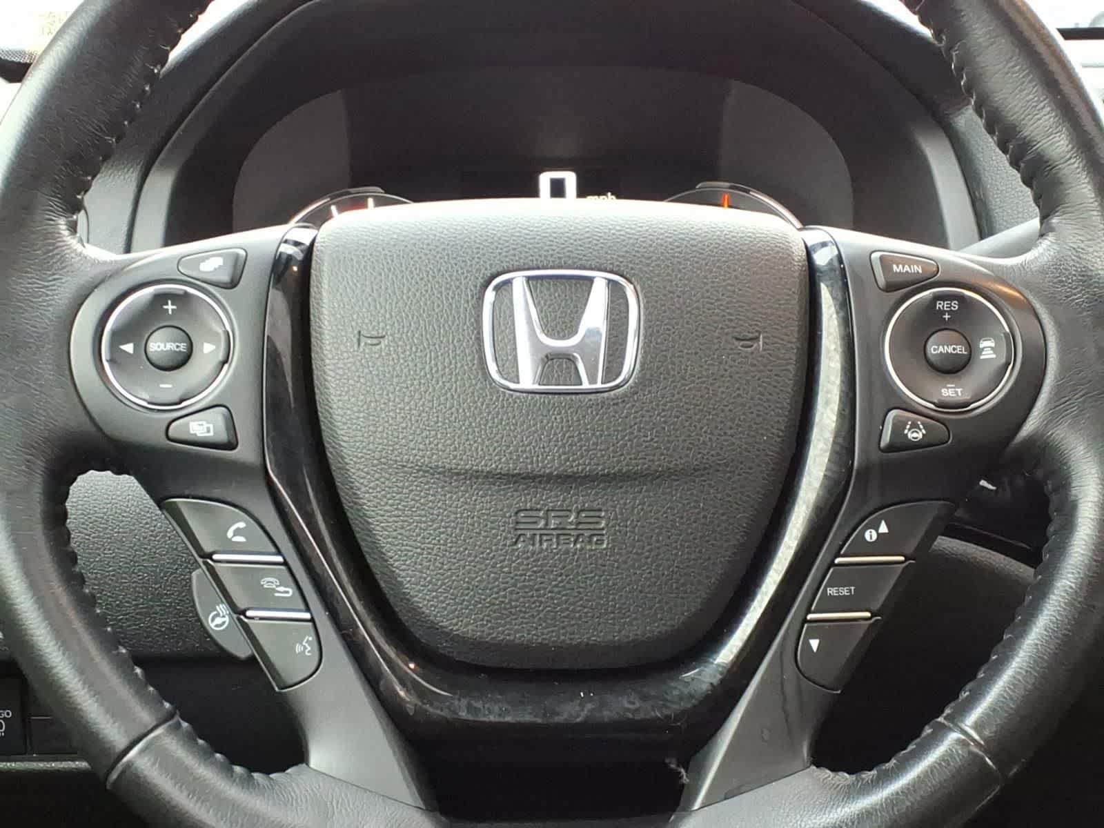 Used 2017 Honda Ridgeline RTL-E image 16