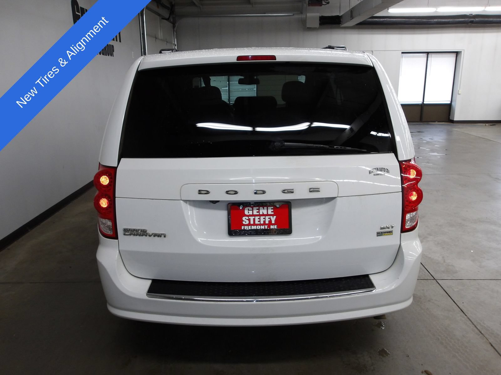Used 2019 Dodge Grand Caravan SXT FWD image 5