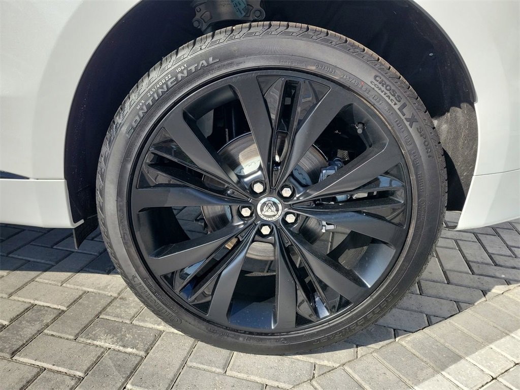 Used 2026 Jaguar F-PACE R-Dynamic S image 14