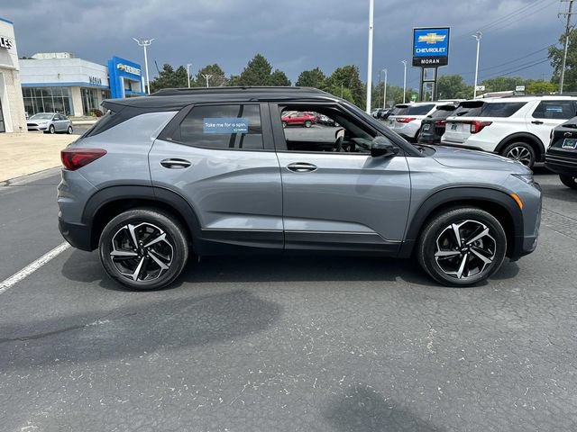 Certified 2022 Chevrolet TrailBlazer RS w/ Technology Package FWD image 8