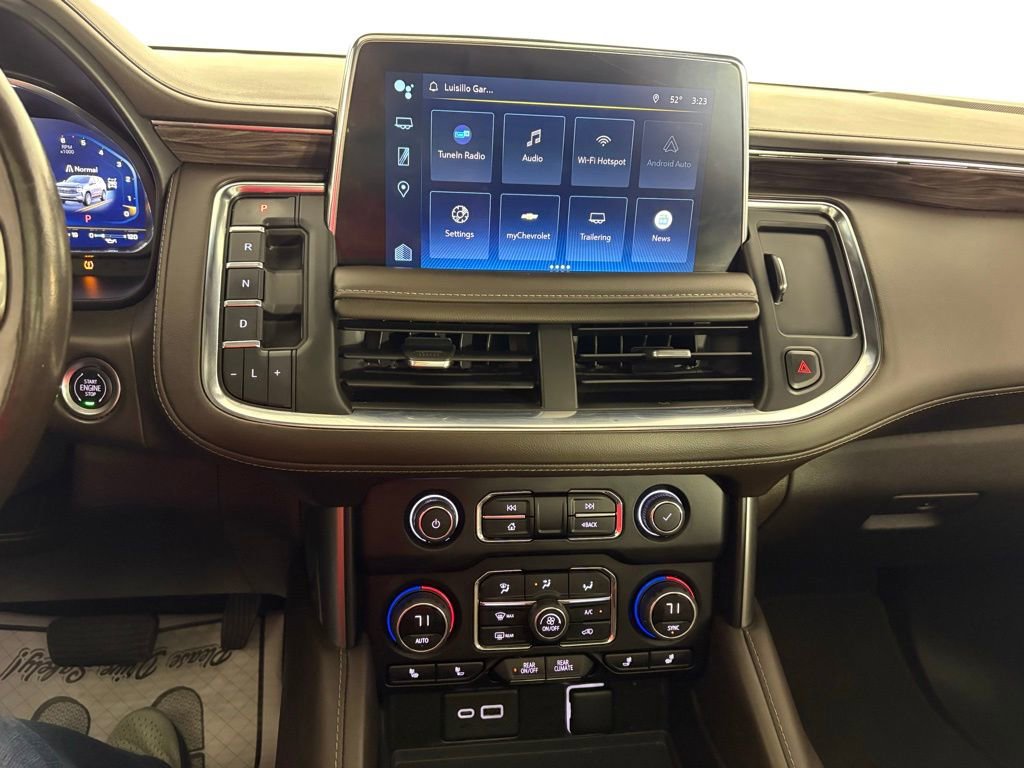 Used 2022 Chevrolet Suburban LT w/ LT Signature Package image 23