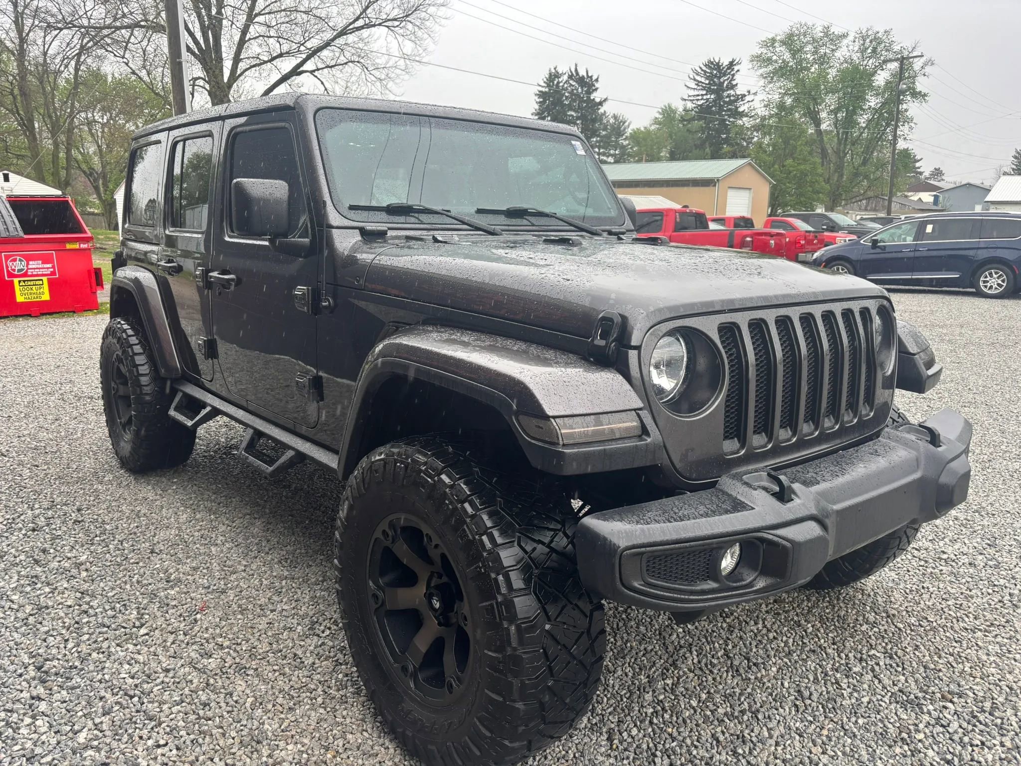 Used 2019 Jeep Wrangler Unlimited Sahara AWD/4WD image 9