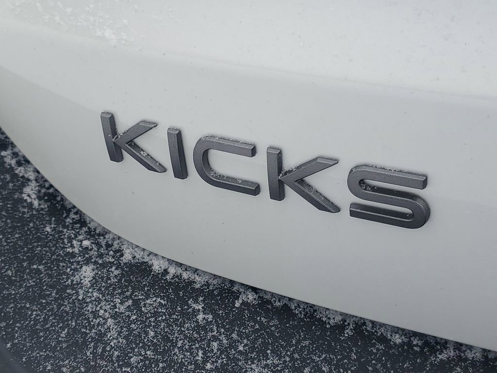 New 2026 Nissan Kicks SV w/ Cold Weather Package FWD image 6