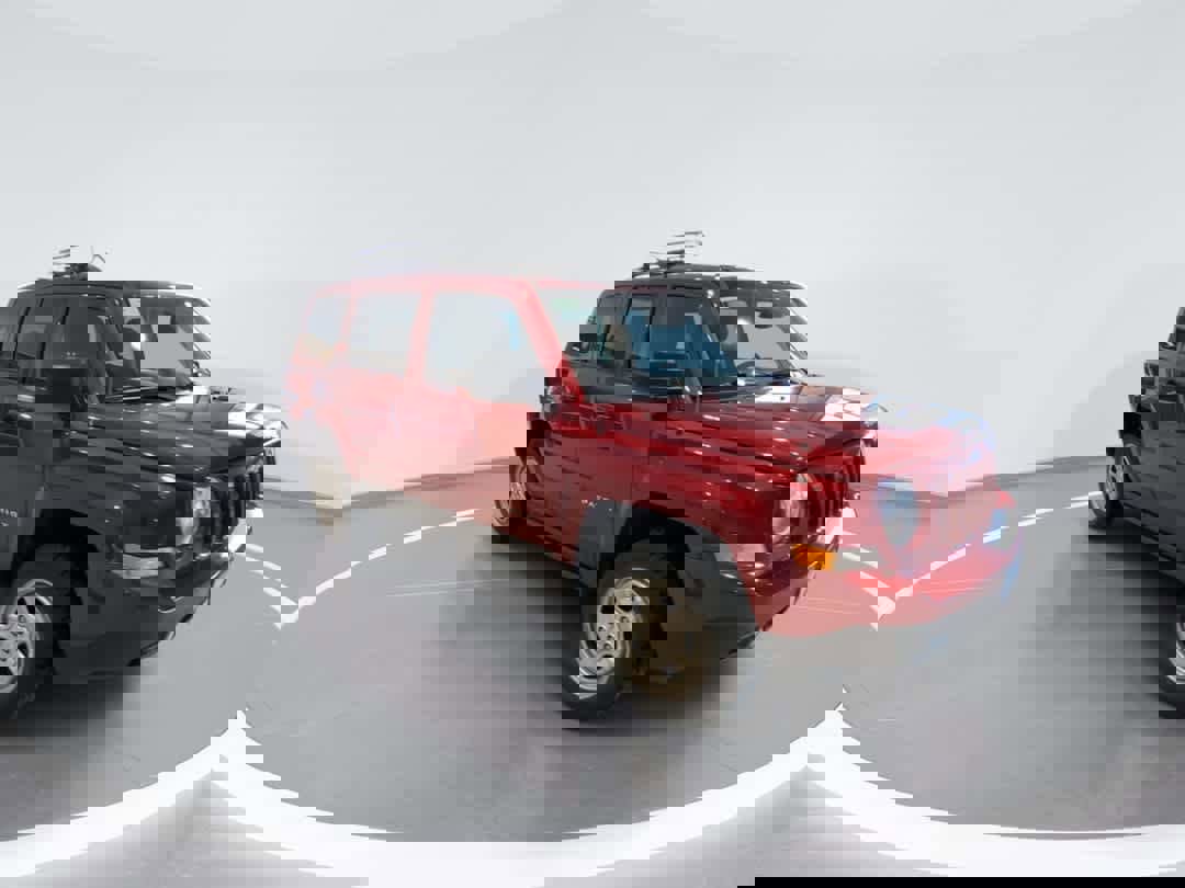 Used 2017 Jeep Patriot Sport w/ Power Value Group image 2