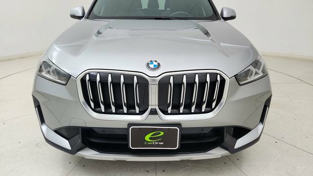 Used 2023 BMW X1 xDrive28i w/ Premium Package AWD/4WD image 8