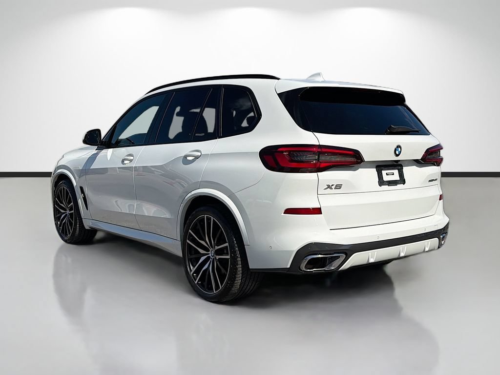 Used 2021 BMW X5 sDrive40i w/ M Sport Package RWD image 5
