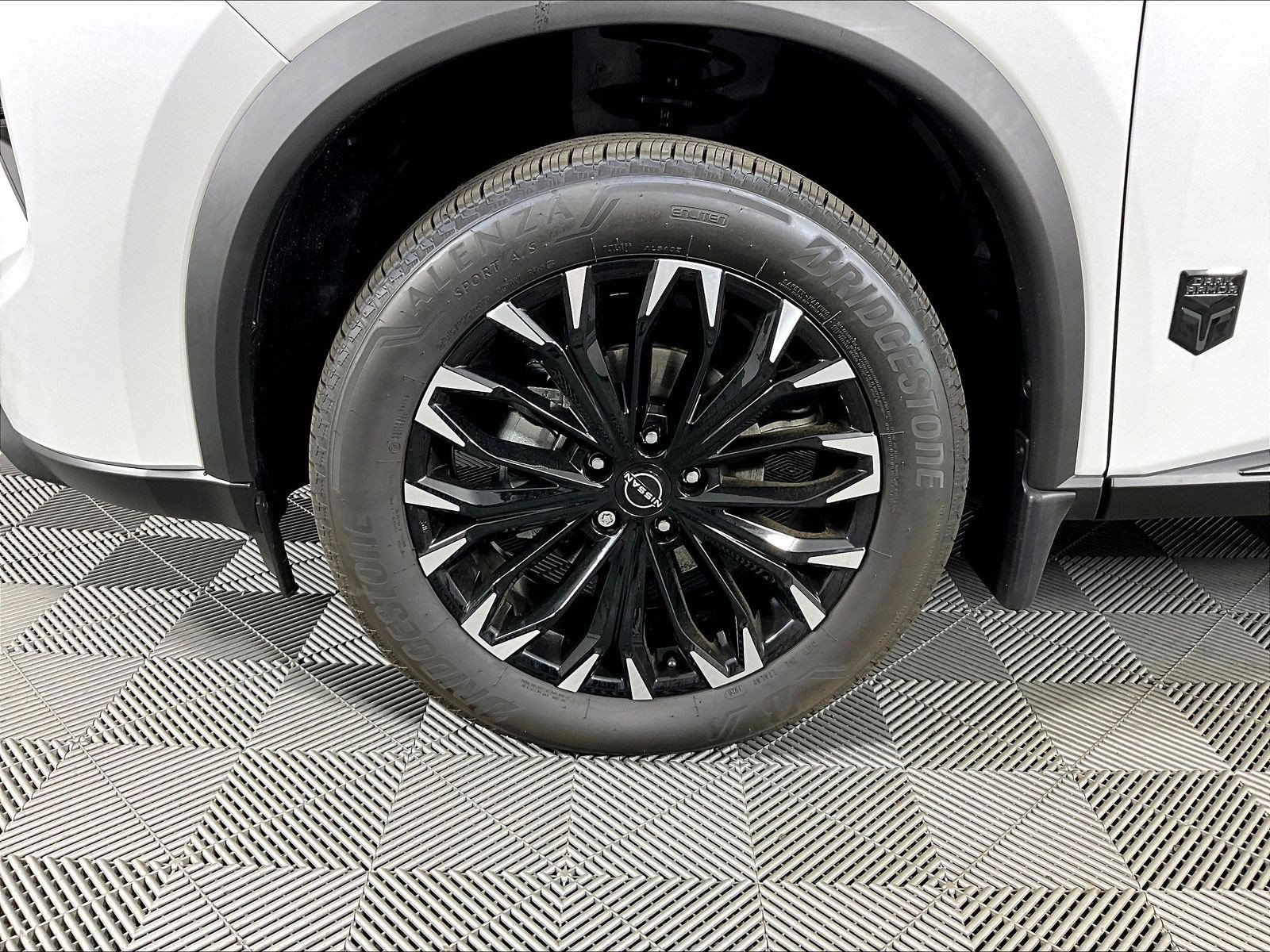 New 2026 Nissan Rogue Dark Armor AWD/4WD image 23