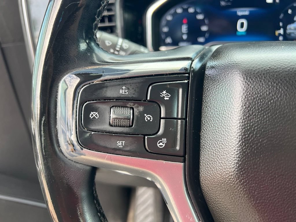 Used 2023 Chevrolet Silverado 1500 LT AWD/4WD image 34