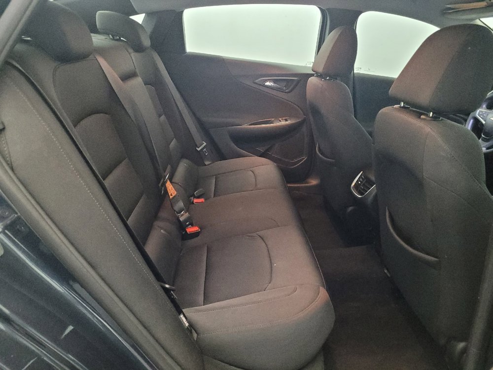Used 2021 Chevrolet Malibu LT FWD image 19