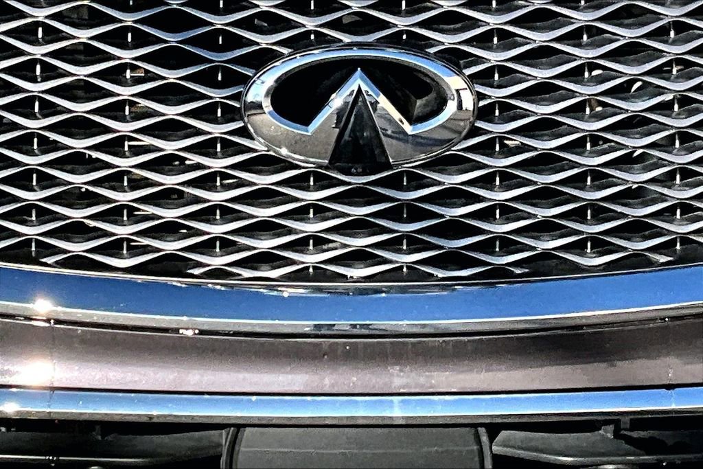 Certified 2024 INFINITI QX80 Luxe image 12