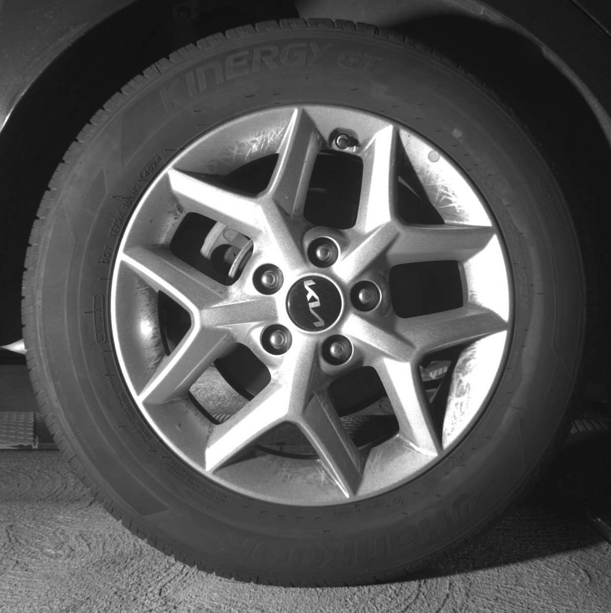 Used 2025 Kia Soul LX w/ LX Technology Package FWD image 22