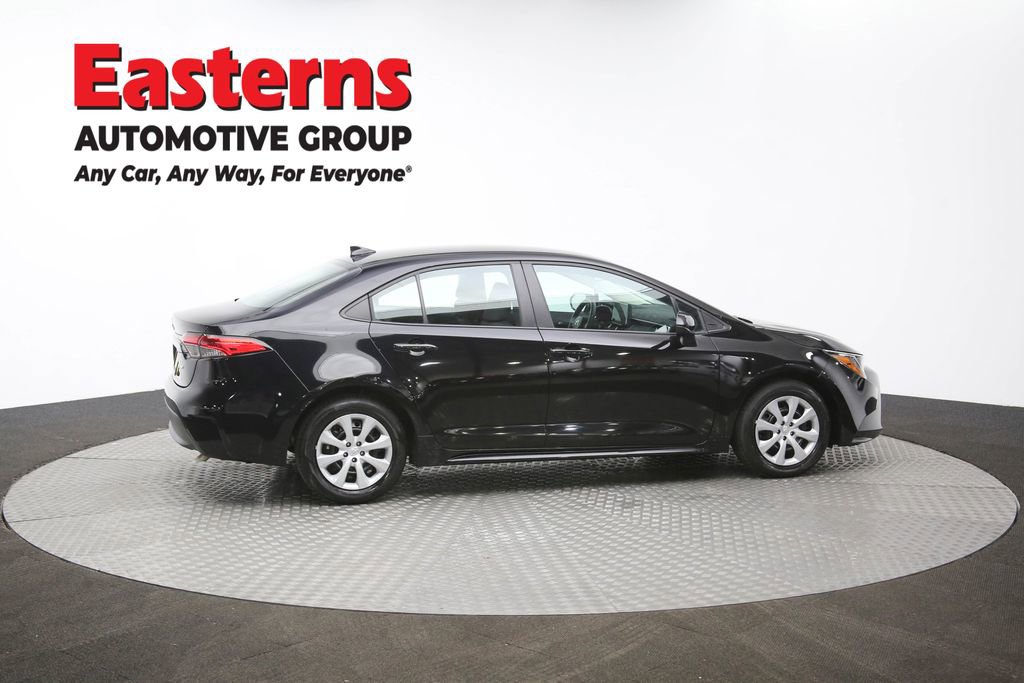 Used 2025 Toyota Corolla LE image 45