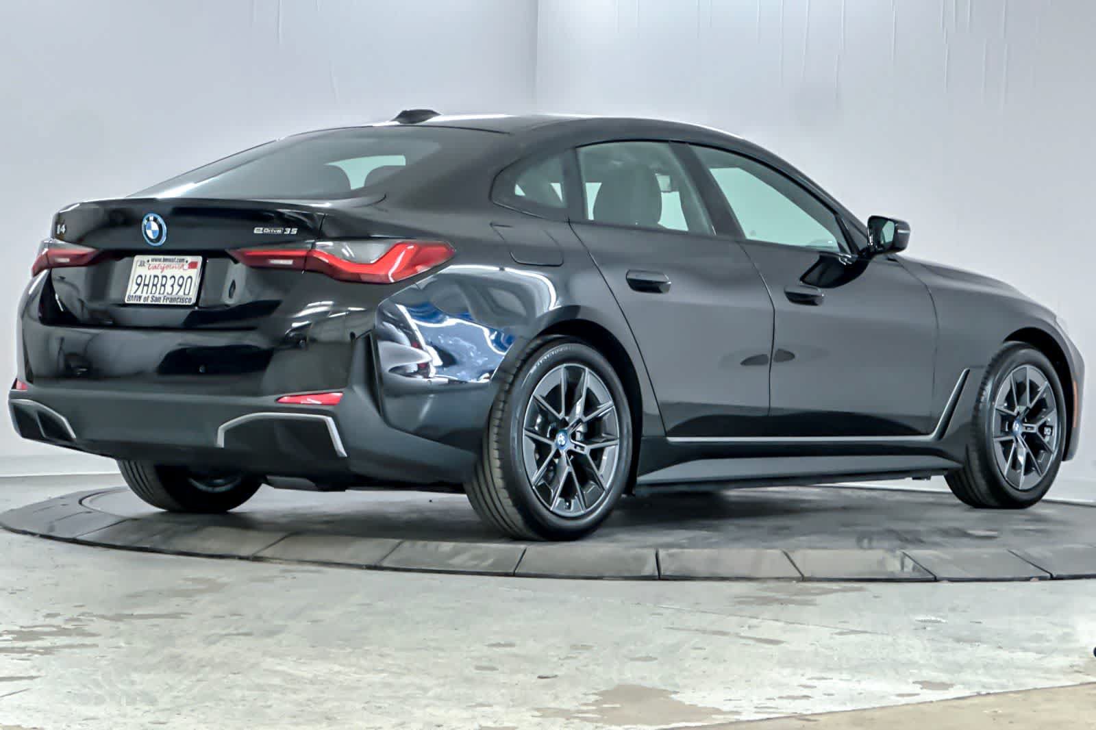 Used 2023 BMW i4 eDrive35 RWD image 2