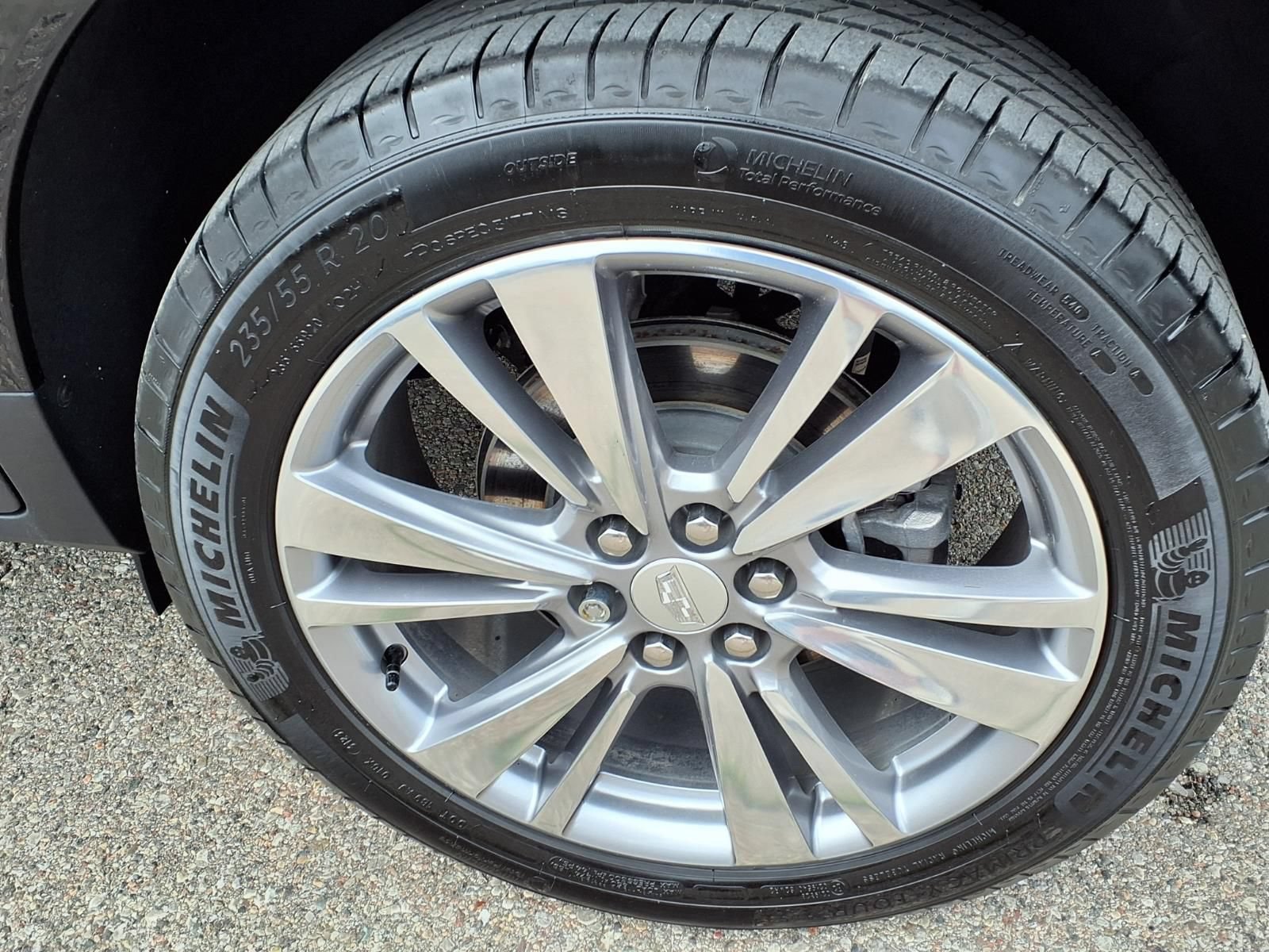 Certified 2024 Cadillac XT5 Premium Luxury AWD/4WD image 9
