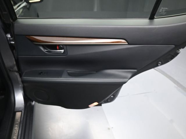 Used 2014 Lexus ES 350 w/ Luxury Package image 36