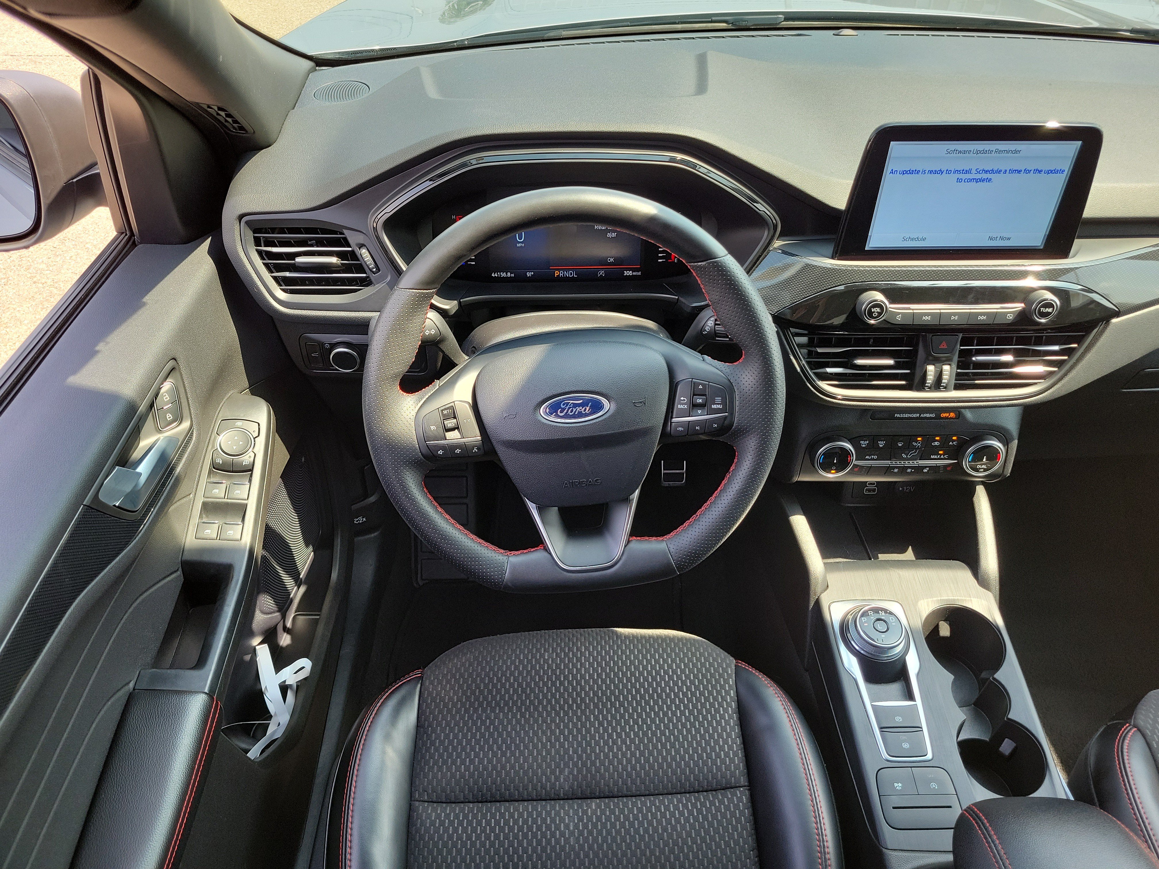 Used 2024 Ford Escape ST-Line AWD/4WD image 10