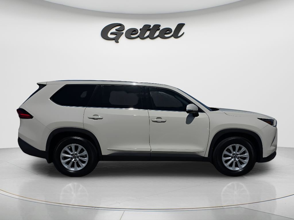 Certified 2024 Toyota Grand Highlander XLE image 4