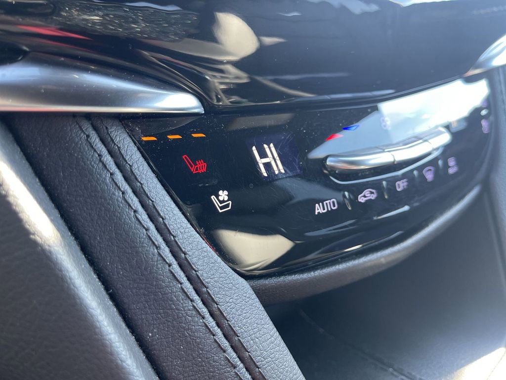 Certified 2024 Cadillac XT6 Sport w/ Technology Package image 22