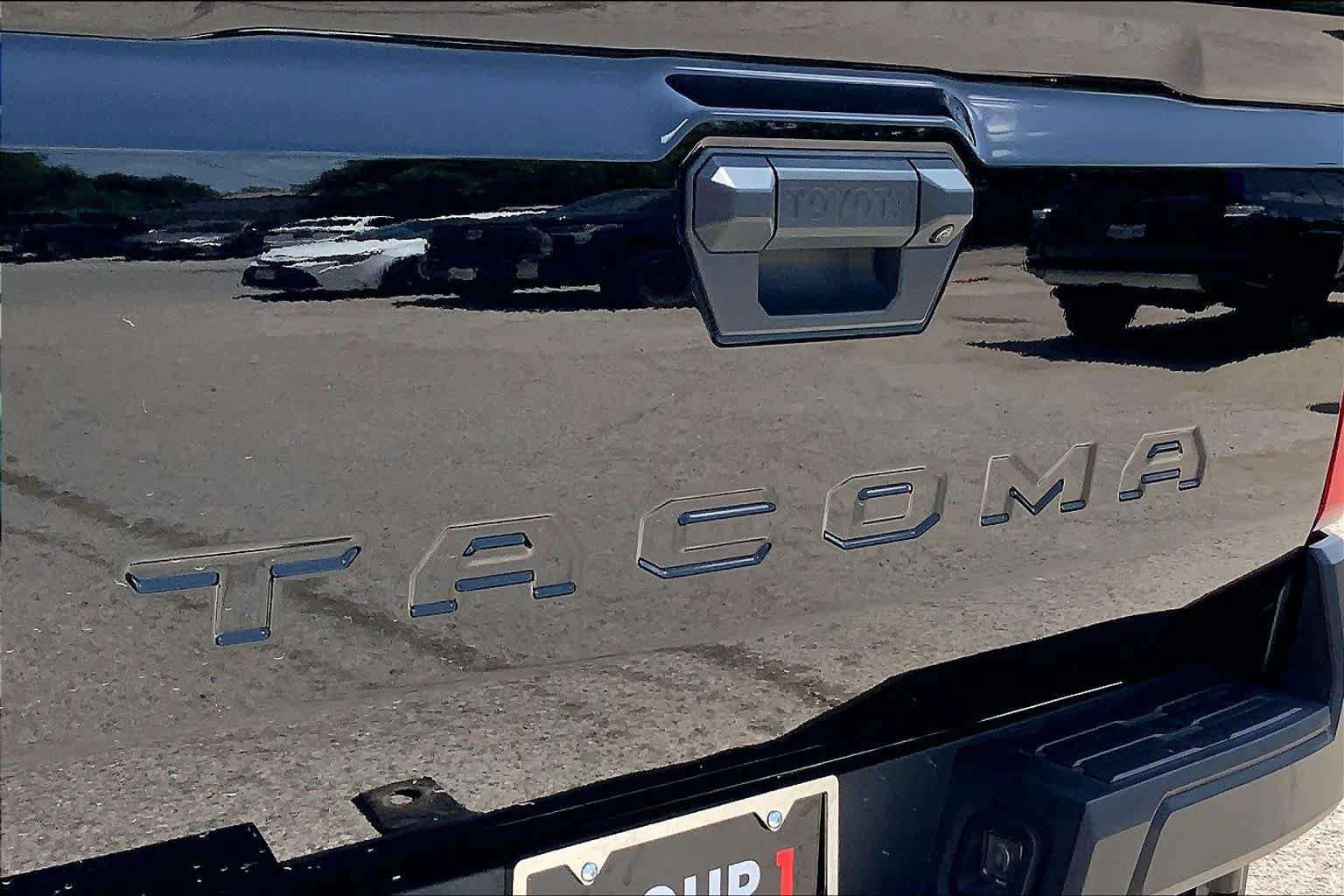 Used 2025 Toyota Tacoma SR RWD image 29