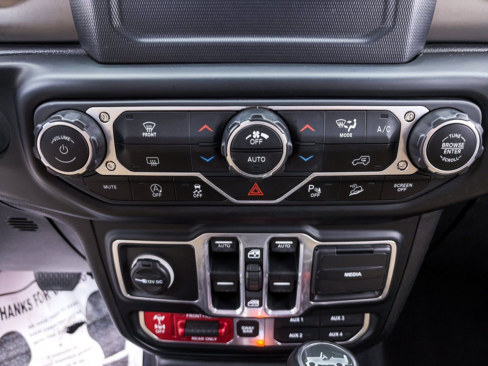 Used 2018 Jeep Wrangler Unlimited Rubicon w/ Steel Bumper Group image 20