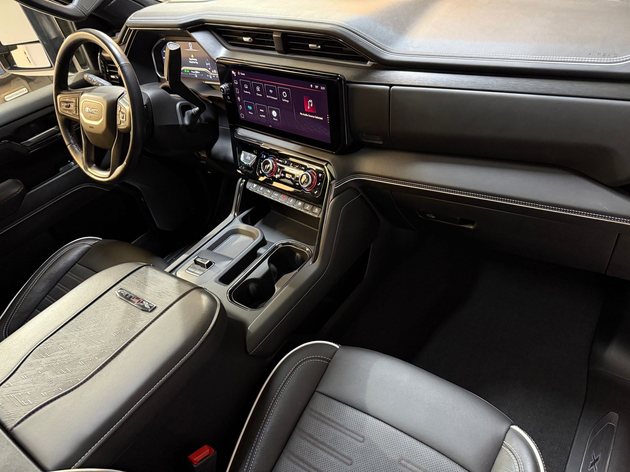 Used 2024 GMC Sierra 2500 AT4X w/ AT4X AEV Edition image 50