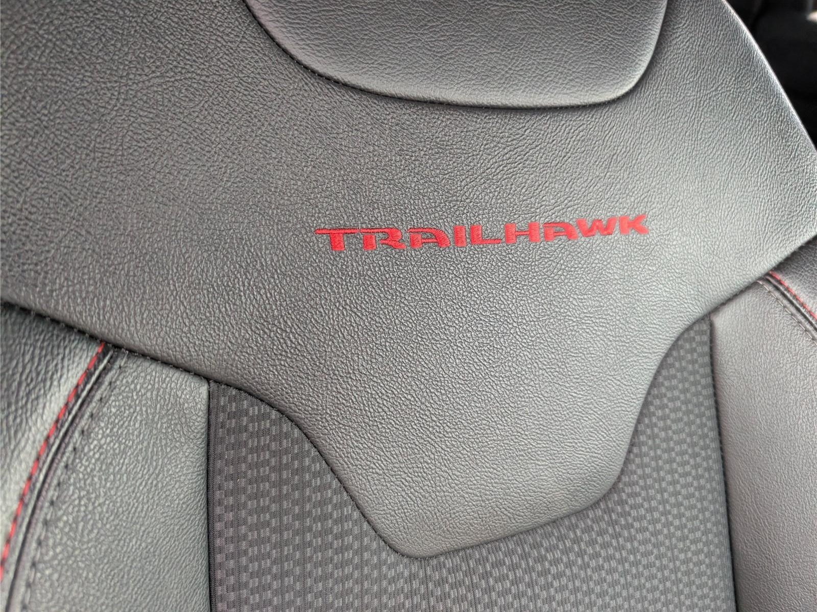 Used 2023 Jeep Compass Trailhawk AWD/4WD image 12
