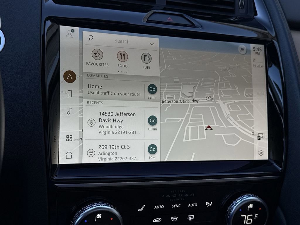 Used 2022 Jaguar E-PACE SE image 20