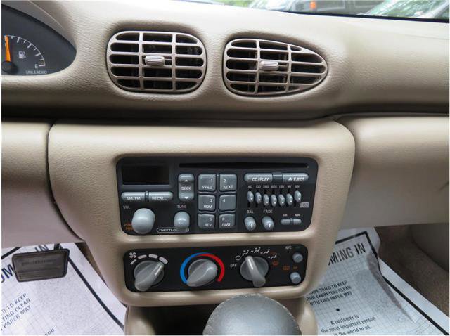 Used 1997 Pontiac Sunfire SE w/ Opt Pkg 3 image 5