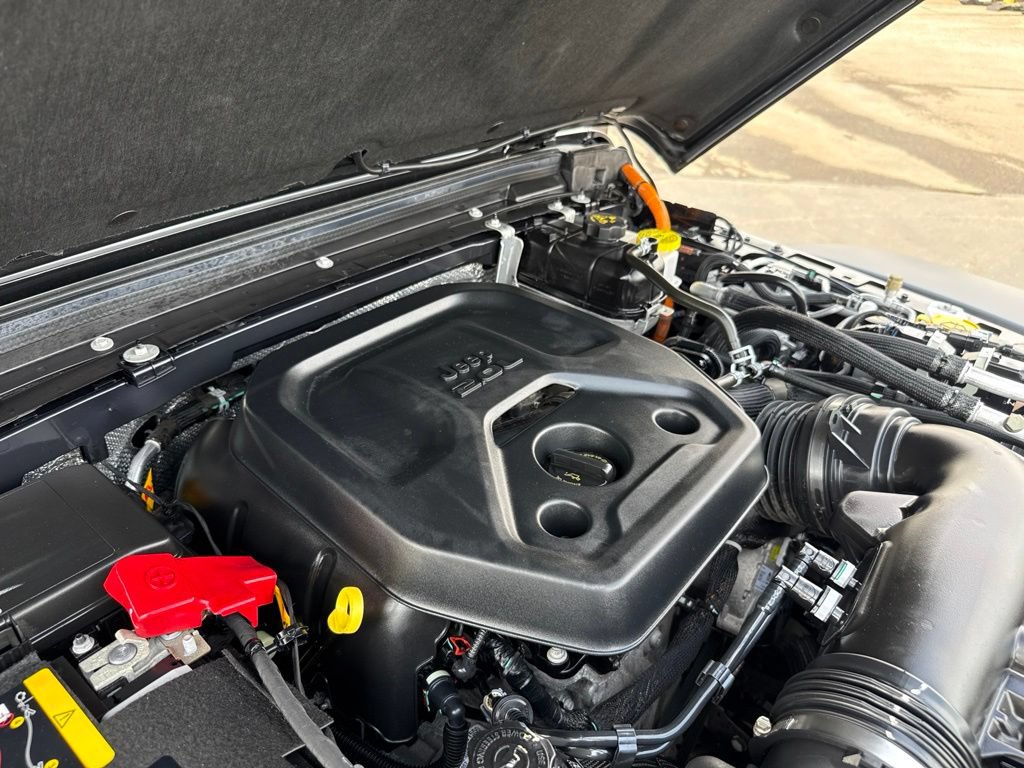 Used 2024 Jeep Wrangler Unlimited AWD/4WD image 57