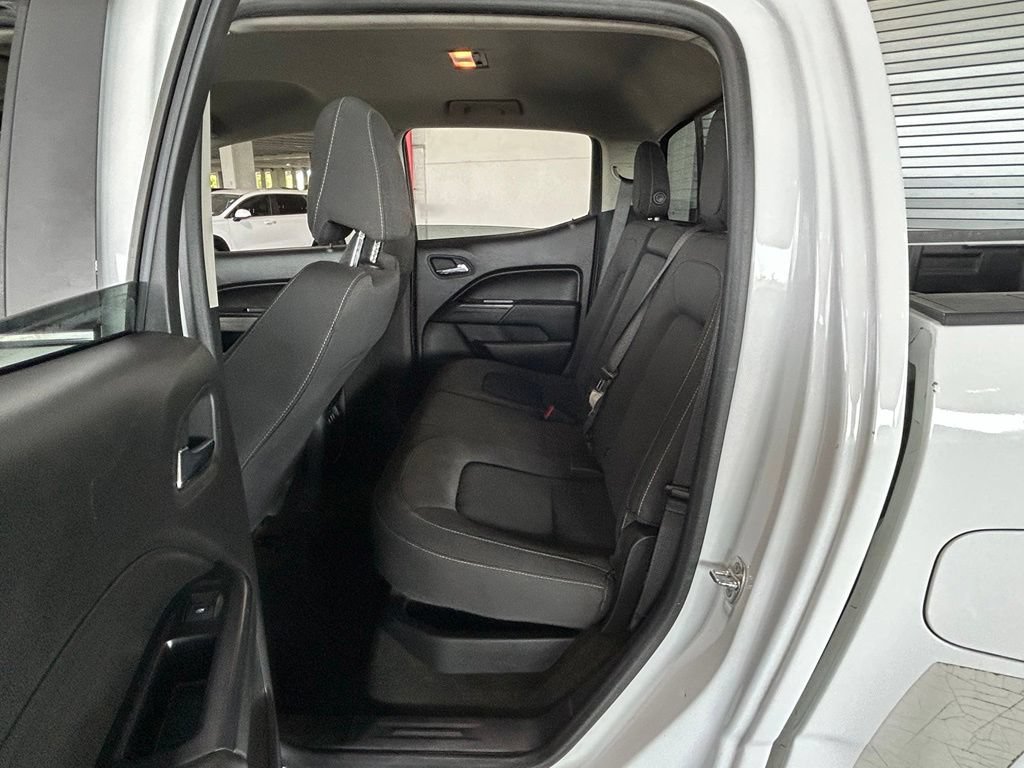Used 2017 Chevrolet Colorado LT w/ LT Convenience Package RWD image 40