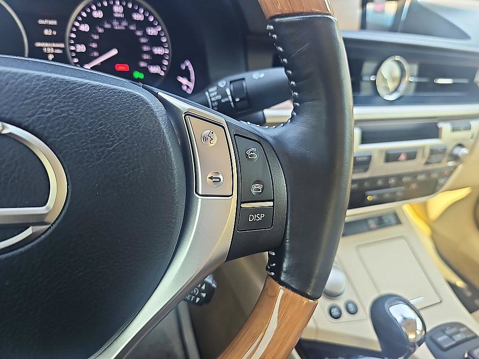 Used 2015 Lexus ES 300h w/ Navigation System Package FWD image 22