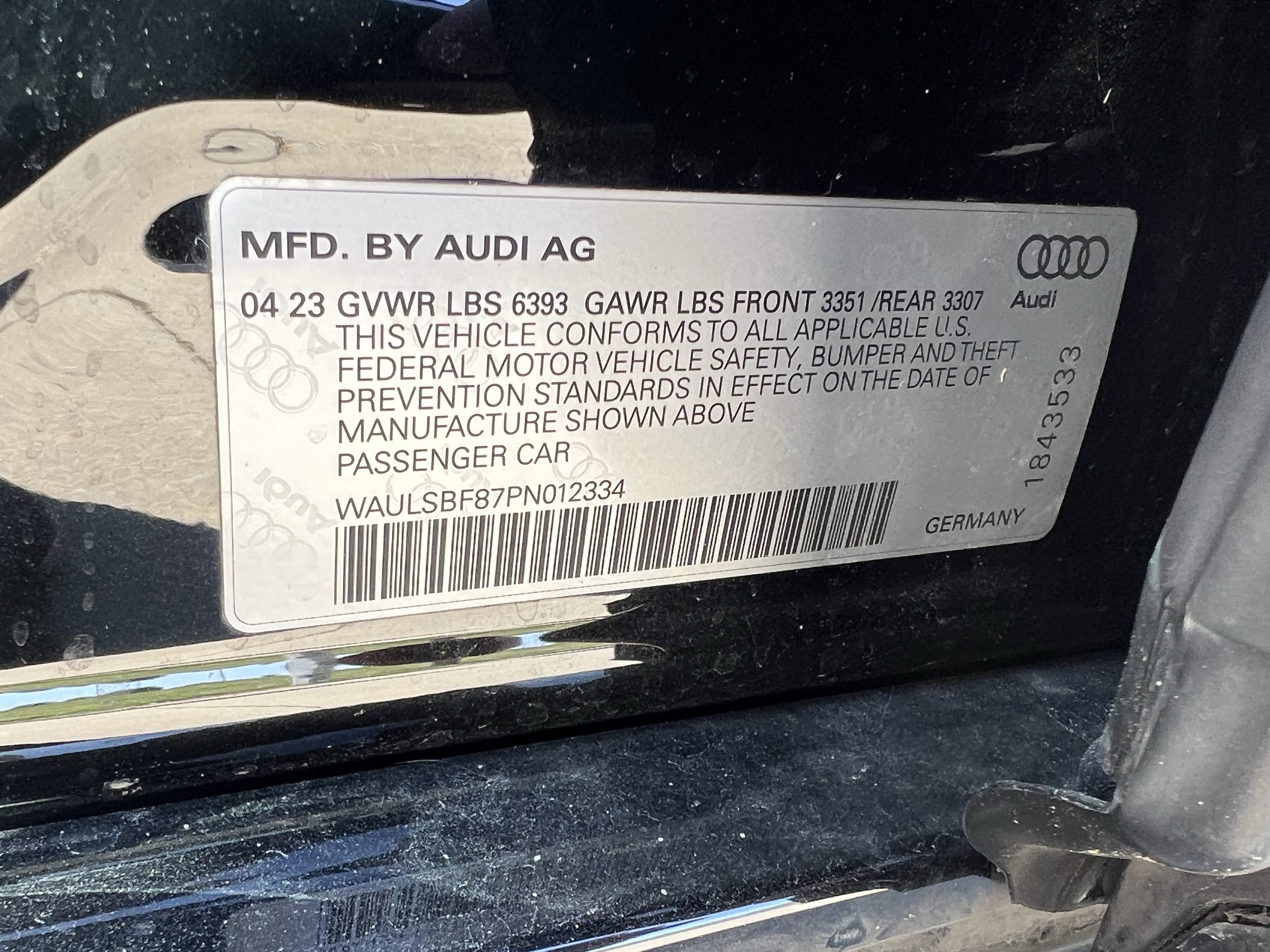 Used 2023 Audi S8 AWD/4WD image 37
