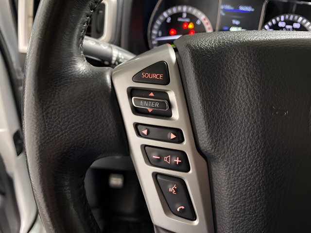 Used 2019 Nissan Titan SV w/ SV Convenience Package AWD/4WD image 14