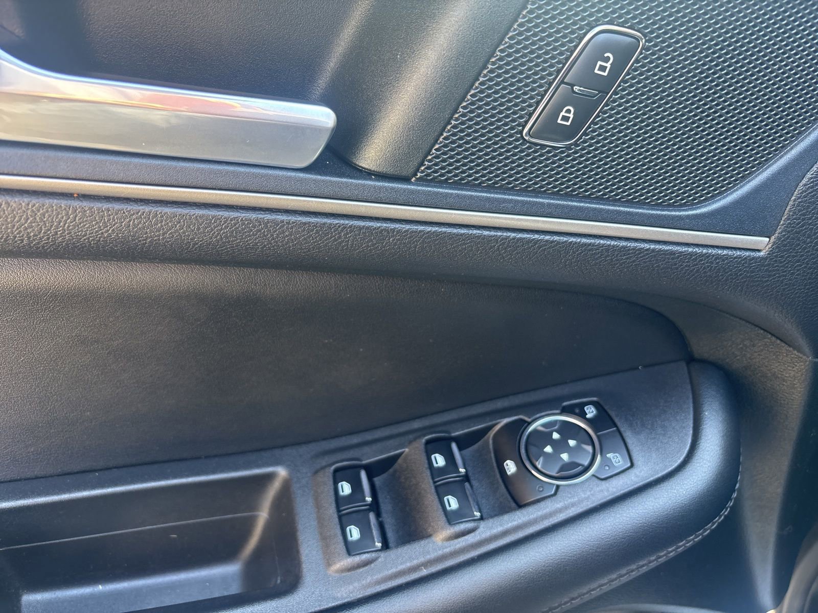 Certified 2022 Ford Edge SEL w/ Convenience Package image 18