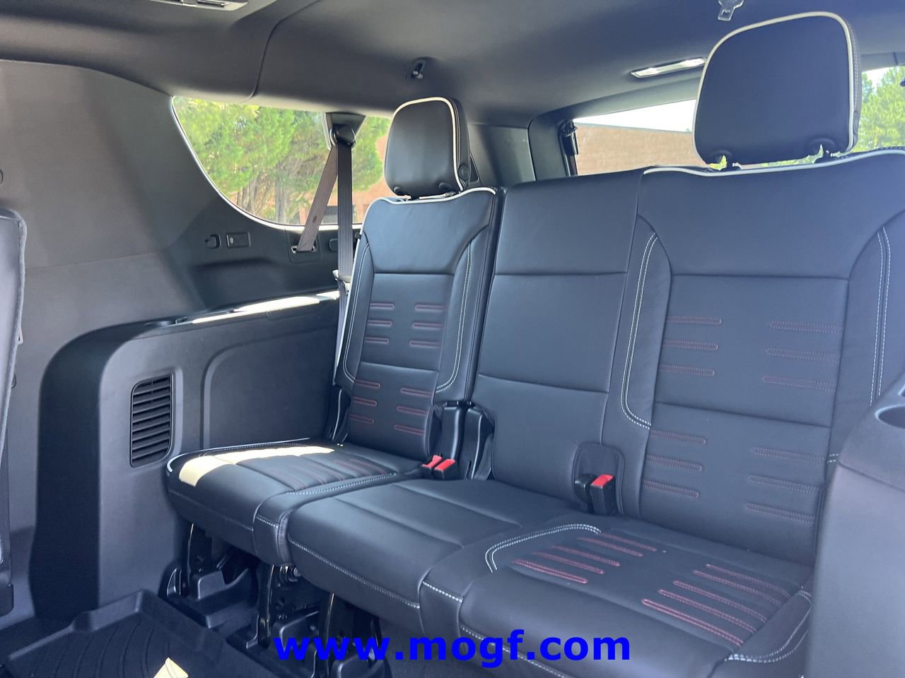 Used 2026 GMC Yukon XL AT4 Ultimate AWD/4WD image 22