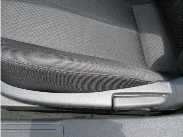 Used 2006 MAZDA MX-5 Miata Sport RWD image 4