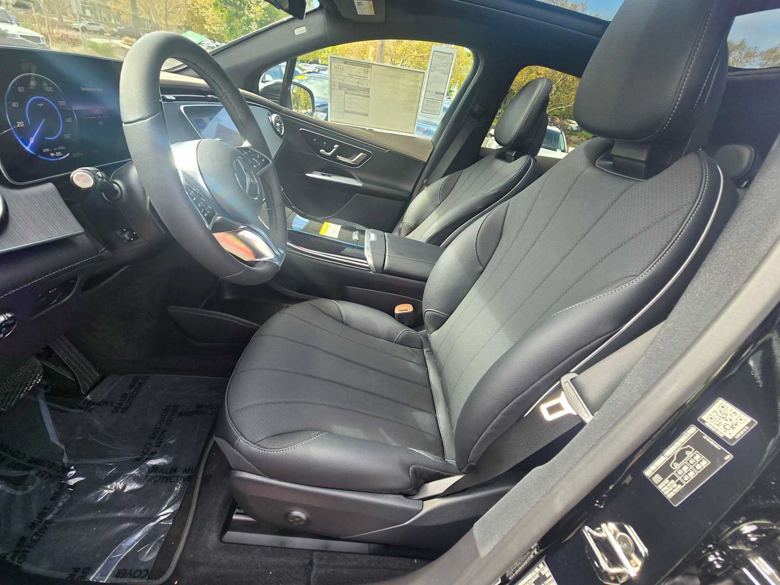 New 2026 Mercedes-Benz EQE 320 4MATIC SUV image 23