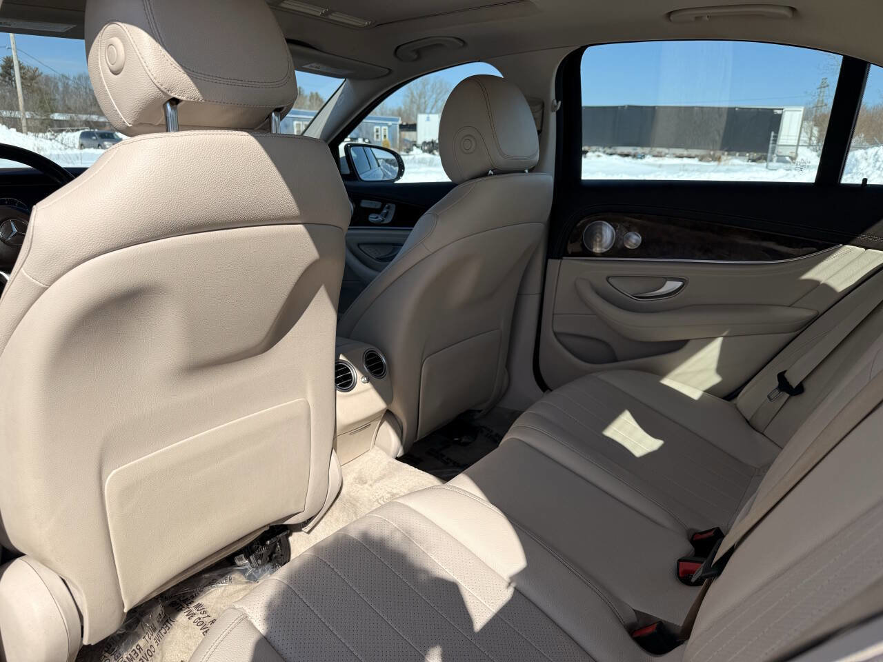 Used 2020 Mercedes-Benz E 350 4MATIC Sedan image 10