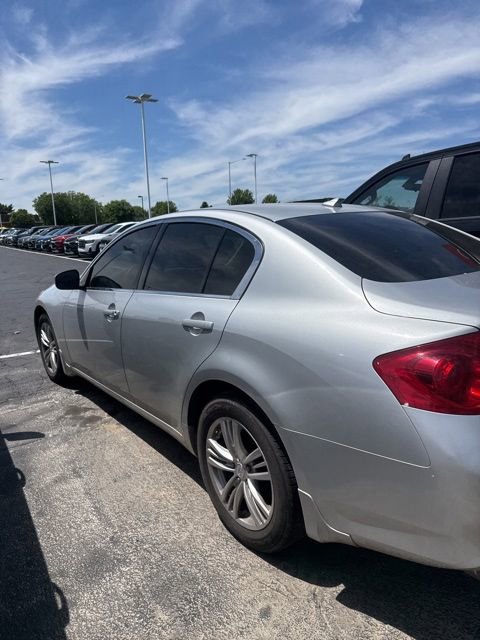 Used 2010 INFINITI G37 x Sedan w/ Premium Pkg AWD/4WD image 3
