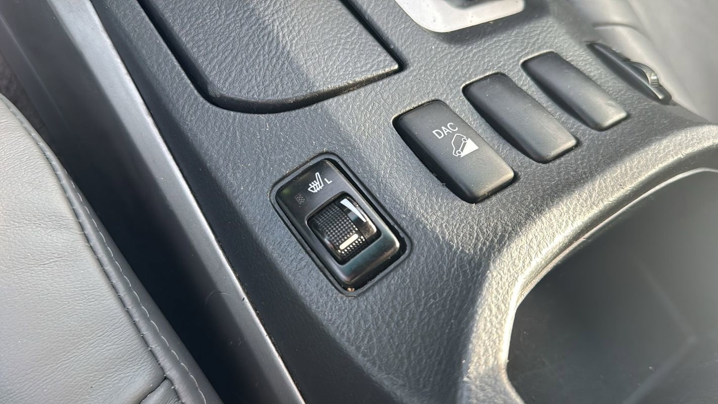 Used 2005 Toyota 4Runner Limited image 26